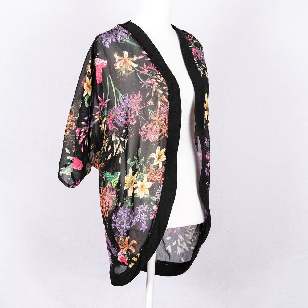 Sheer Floral Cover Up Kaftan Wrap Kimono Boho Cottage Floral Fairy Birds MEDIUM - Picture 3 of 6
